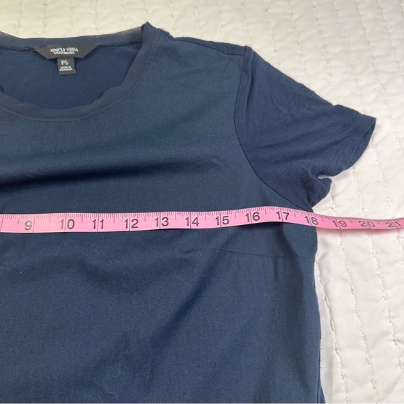 Simply Vera Vera Wang Casual Navy Pleated Neutral Blouse - Picture 5 of 11